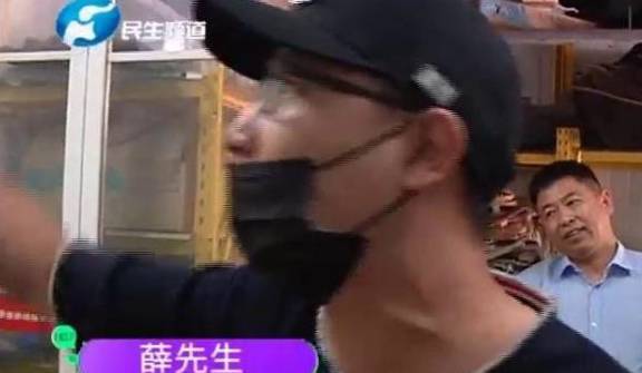 开云 开云体育官网奔驰车漏油送去维修拿到车后不敢开了男子：车轱辘差点掉了？(图6)