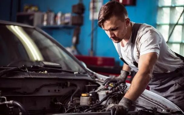 开云 开云体育汽车保养是指对汽车进行定期的检清维修及调整。在日常生活中(图10)