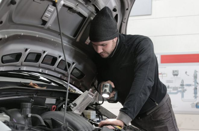 开云体育 开云平台汽车维修是一门很深奥的学问因为它涉及到汽车技车辆结材料性车辆故障等诸多方面(图8)