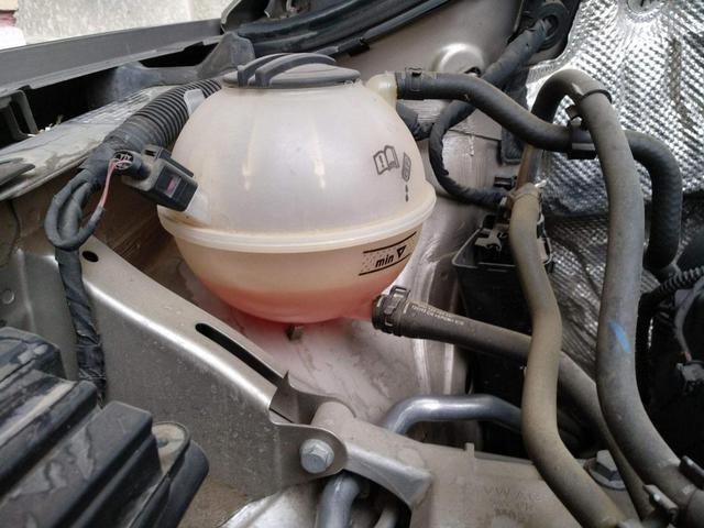 资深修理工告诉你汽车防冻液多久换一次开云 开云体育APP(图3)