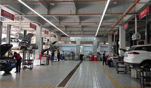 保费收入从7亿降至5亿以车险和事故车为核心的开云 开云体育官网直营维修连锁如何转型？(图2)