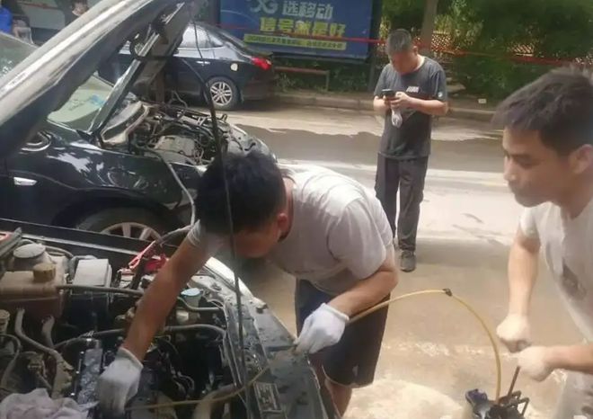 当你在维修汽车时遇到故障时有哪些维修开云体育 开云平台小技巧呢？(图5)