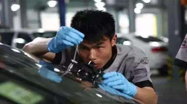 当你在维修汽车时遇到故障时有哪些维修开云体育 开云平台小技巧呢？(图12)