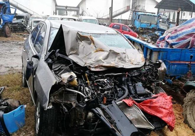 Kaiyun 开云为什么汽车一旦出事故就不保值？需要大修后续无法保障安全(图4)