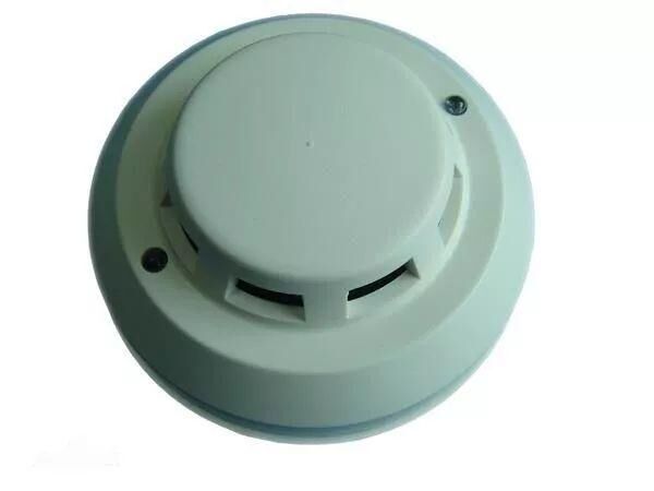 开云 开云体育官网又是汽修！深圳龙岗一临街汽修厂突发火情！居民自发灭火！(图3)