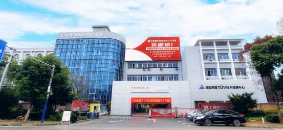 开云 开云体育官网2020年读什么技术学校好？在上海博世汽车学校学汽车维修有什么优势？(图6)