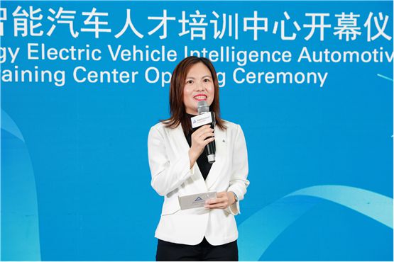开云体育 开云官网学新能源汽车维修技术原来上海博世汽修学校实力这么强！(图8)